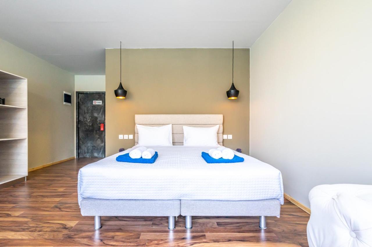 Bamboo Suites Hotel Ялисос Екстериор снимка