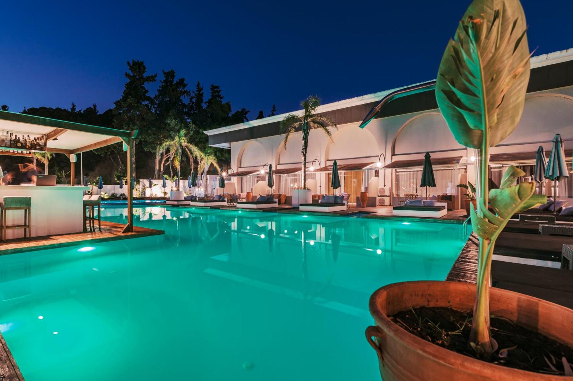 Bamboo Suites Hotel Ялисос Екстериор снимка