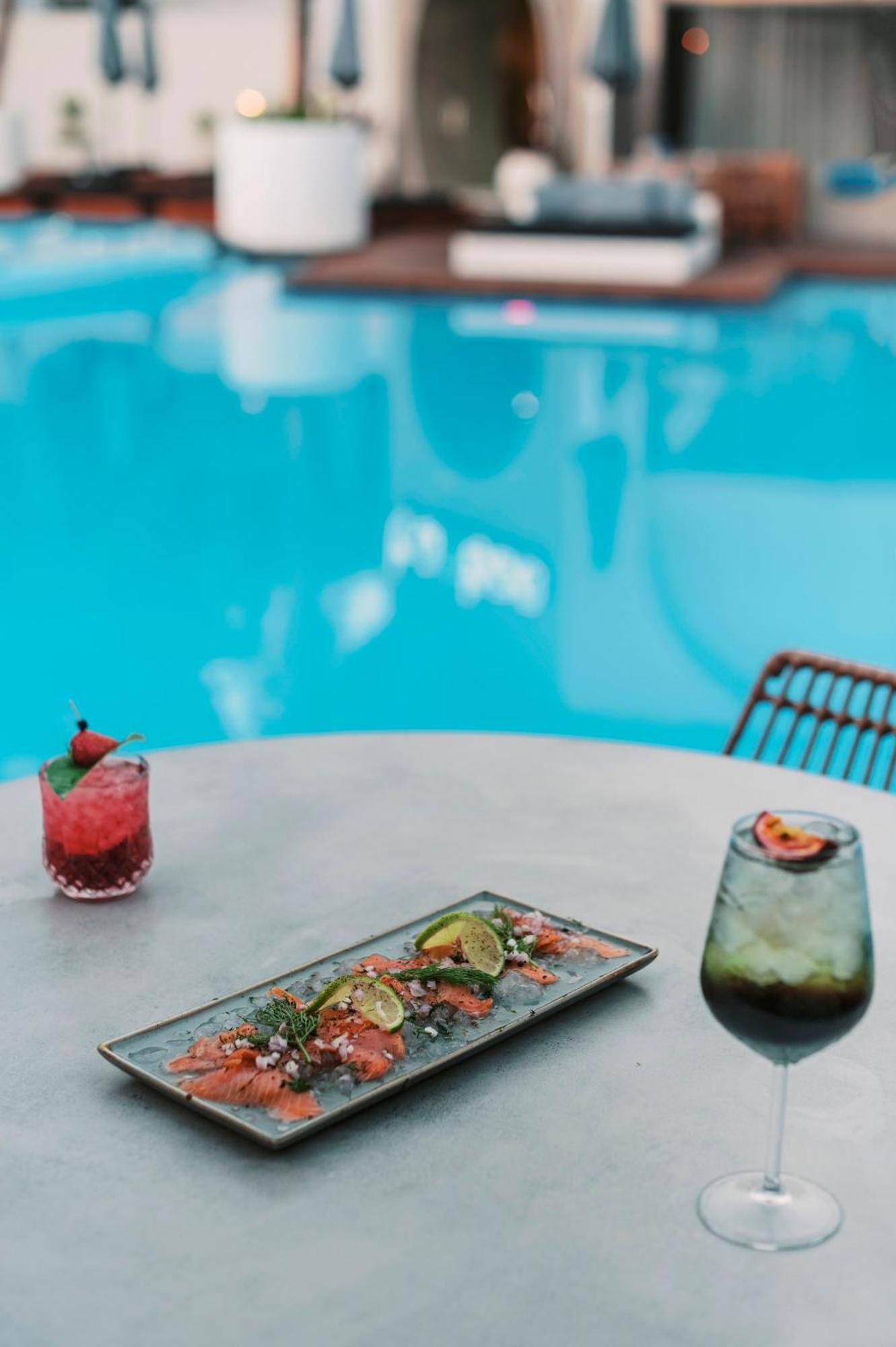 Bamboo Suites Hotel Ялисос Екстериор снимка